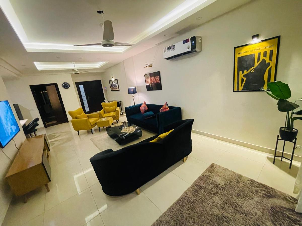 High Rise Presidential Suite In Elysium Opp Centaurus Islamabad Eksteriør billede